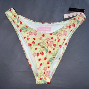 Victoria’s Secret Essential Brazilian Swim Bottom strawberry